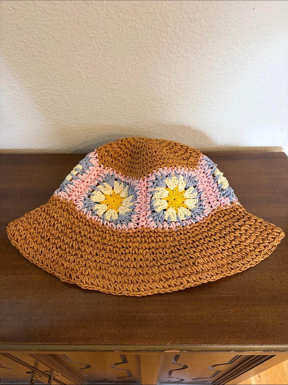 David & Young Crochet Granny Square Bucket Hat Paper Cottagecore Y2K Grandmacore